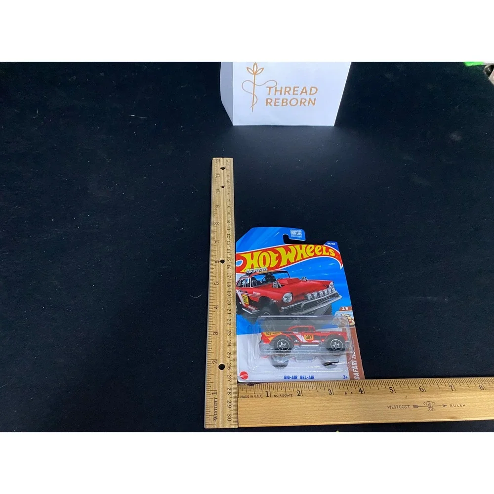 Hot Wheels Big-Air Bel-Air Safari 3/5 Diecast Car Red 2023 New